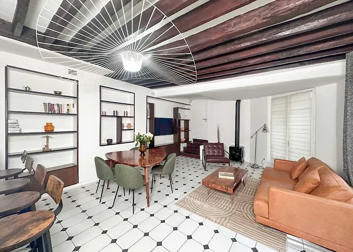 Modern & Spacious Near Le Marais