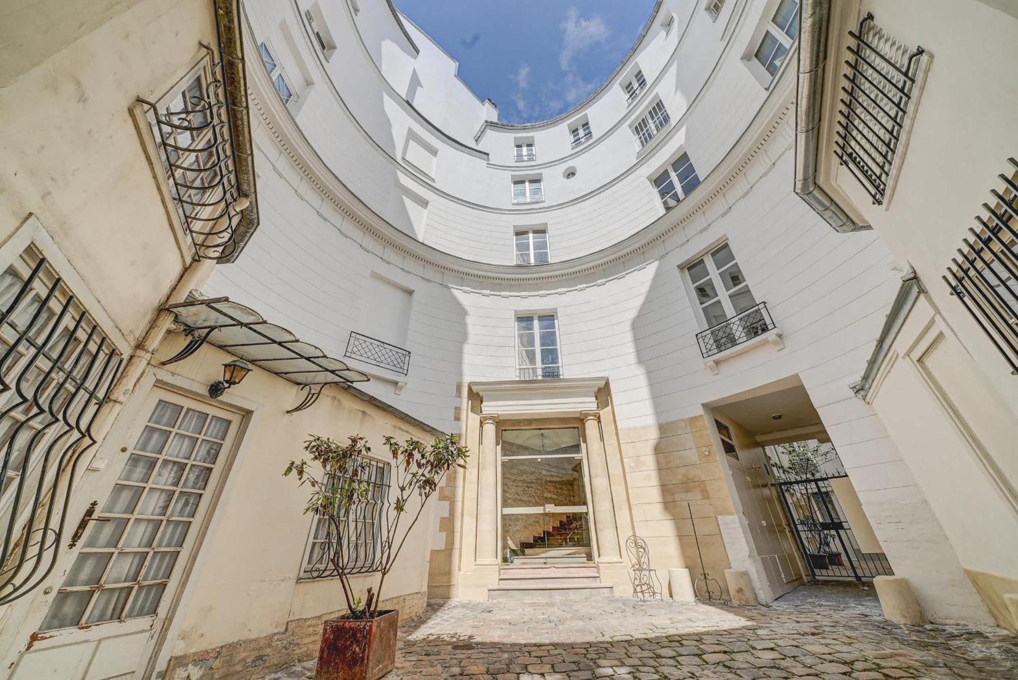 Modern & Spacious Near Le Marais Appartement *