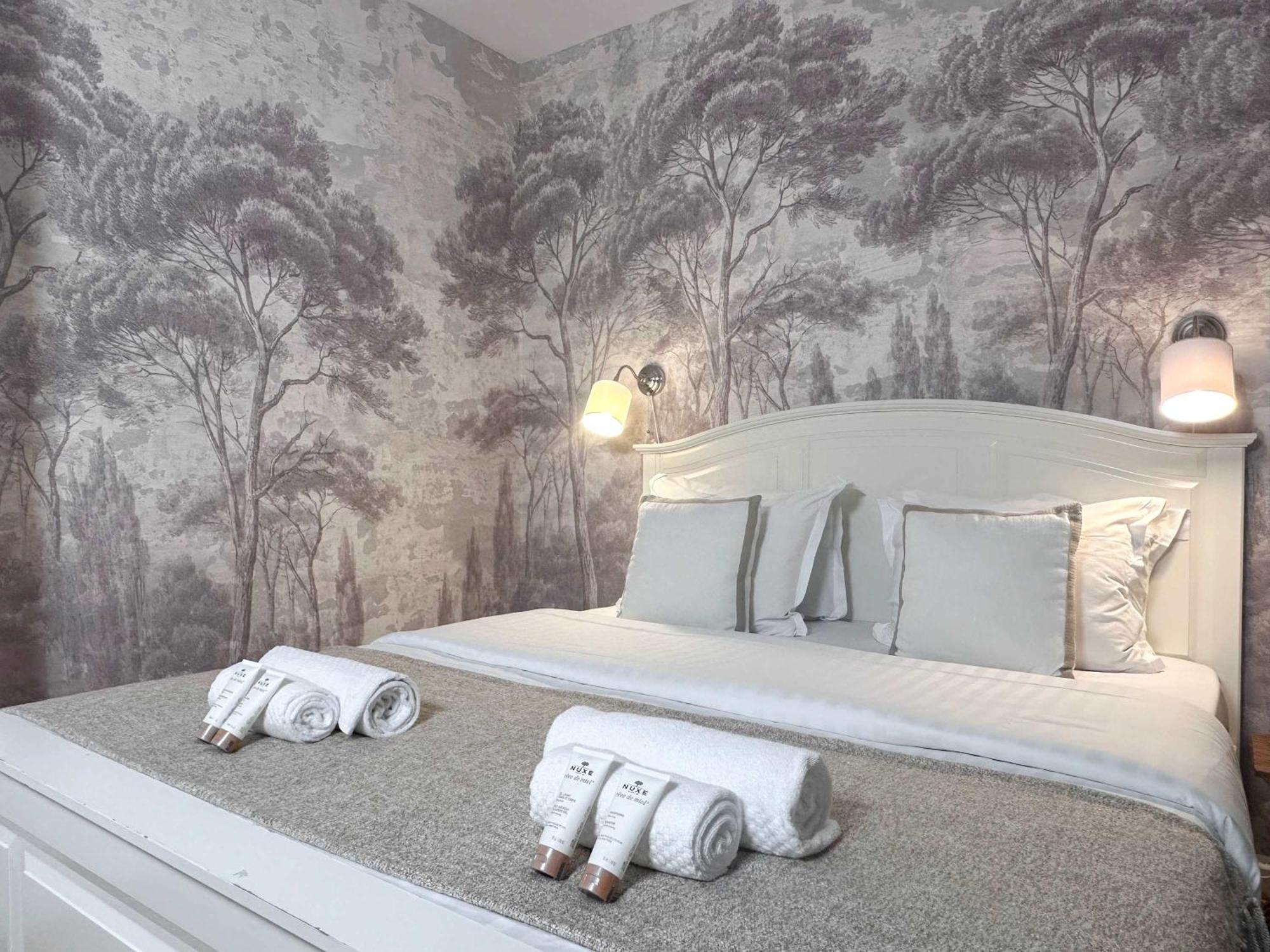 Modern & Spacious Near Le Marais Appartement Parijs