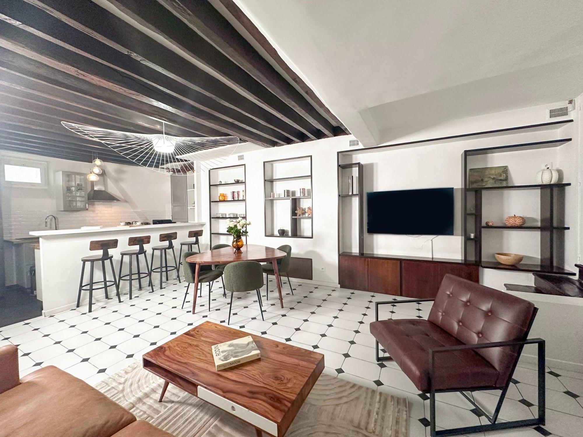 Modern & Spacious Near Le Marais Appartement